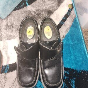 Boys dress shoes